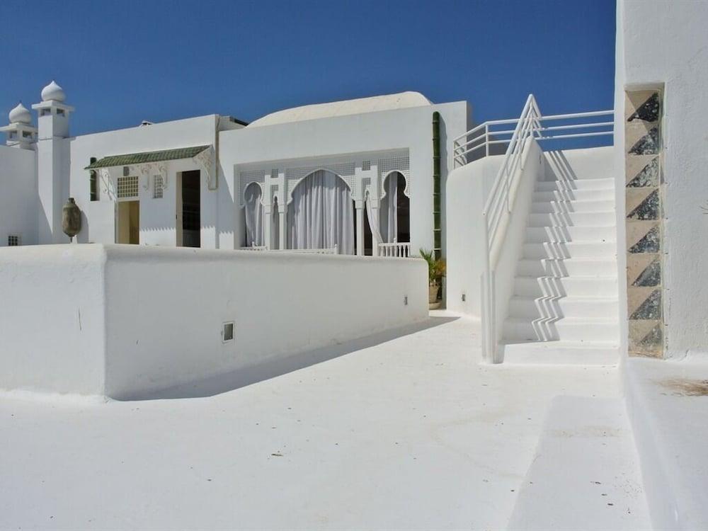Hotel Dar Ben Gacem Túnez Exterior foto