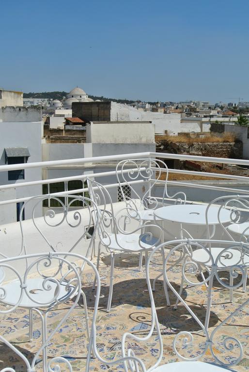 Hotel Dar Ben Gacem Túnez Exterior foto
