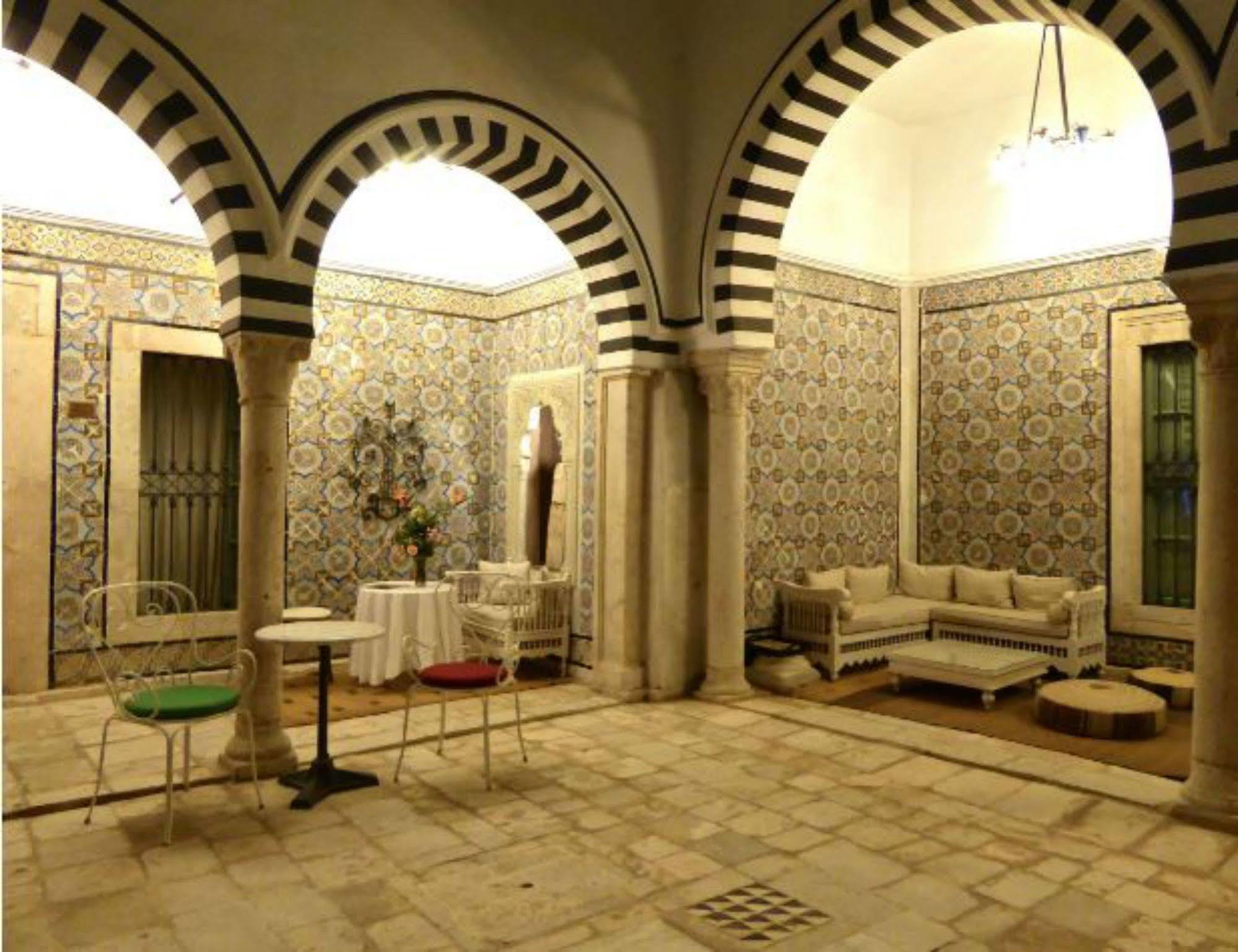 Hotel Dar Ben Gacem Túnez Exterior foto
